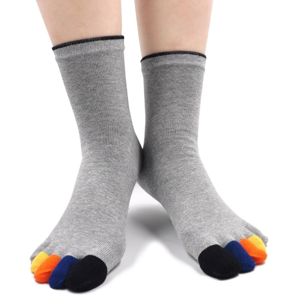 grey 5 finger crew socks for men