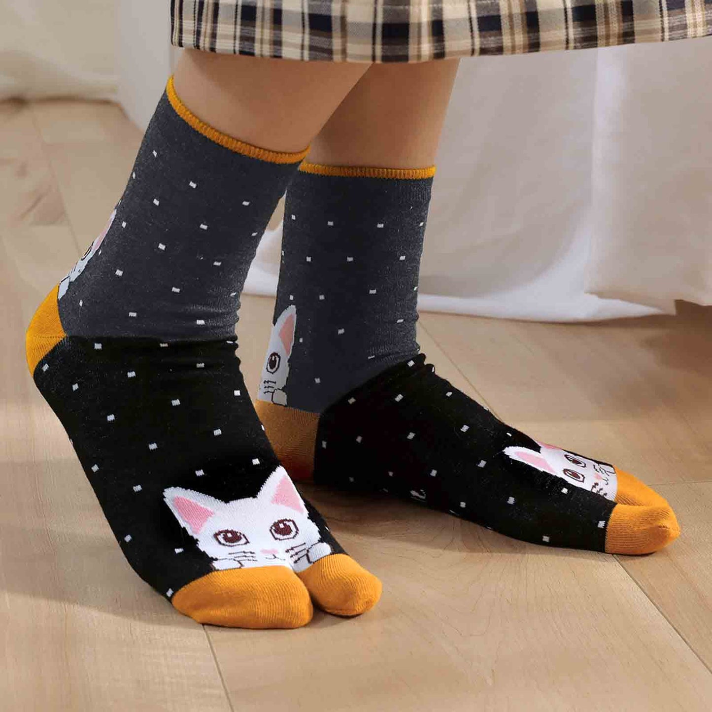 Toe Socks, UNEEI Crazy Funny Cute Socks for Men, Novelty Cartoon Dog Cat Animal Soft Cotton Crew Socks for Women Ladies