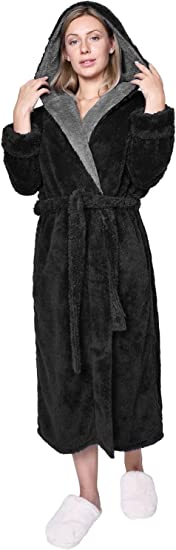 Long Hooded Robe for Women Luxurious Flannel Fleece Full Length Bathrobe Winter Warm Pajamas Shower Nightgown