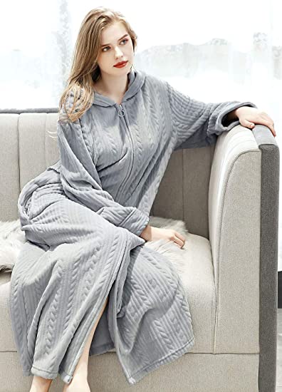 Long Hooded Zipper Bathrobe for Womens Flannel Fleece Robes Winter Warm Housecoat Nightgown Sleepwear Pajamas