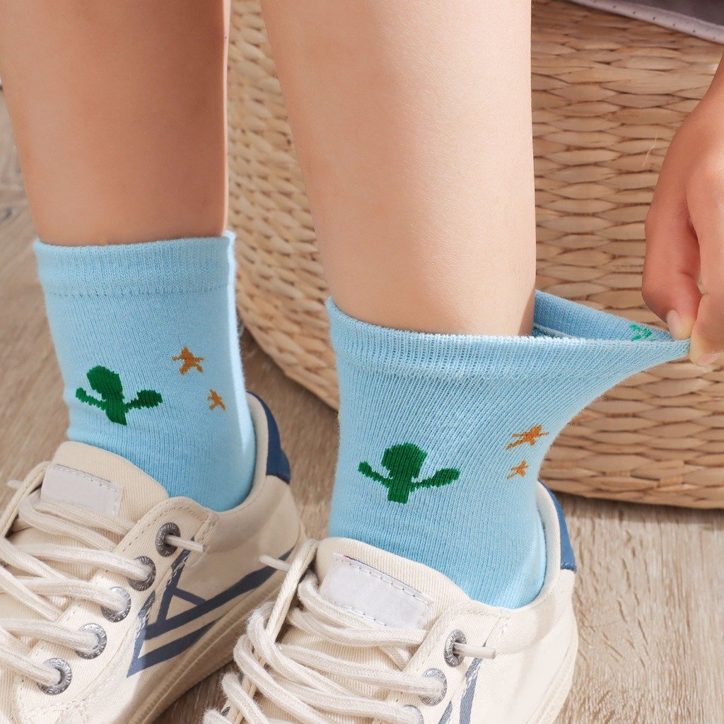 stretchable animal socks for boys