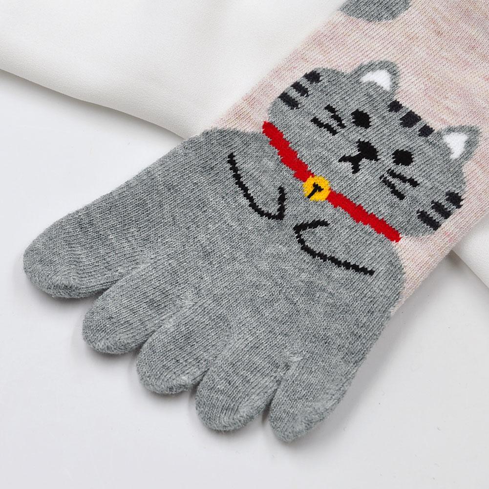 grey cat 5 finger socks