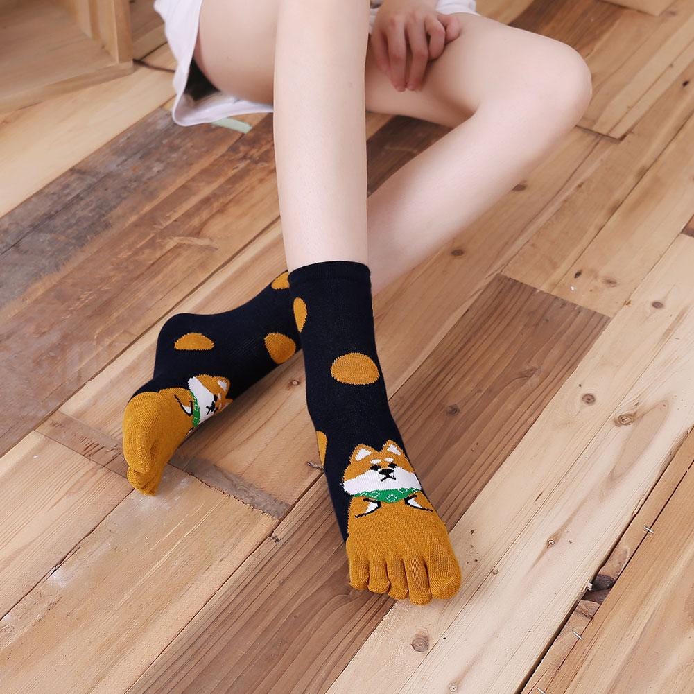 ZAKASA Cute Polka Dots Animal Design 5 Finger Crew Socks for Women, 5 Pairs